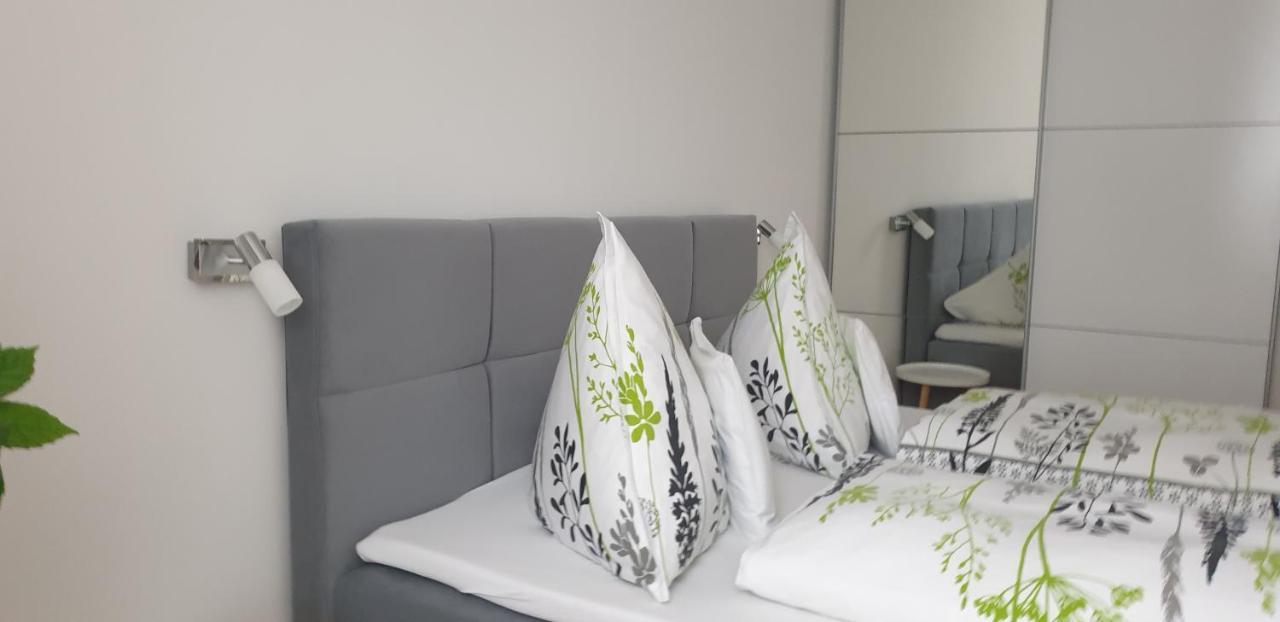 Topart Apartman Tapolca Luaran gambar