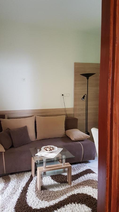 Topart Apartman Hotel Tapolca Luaran gambar